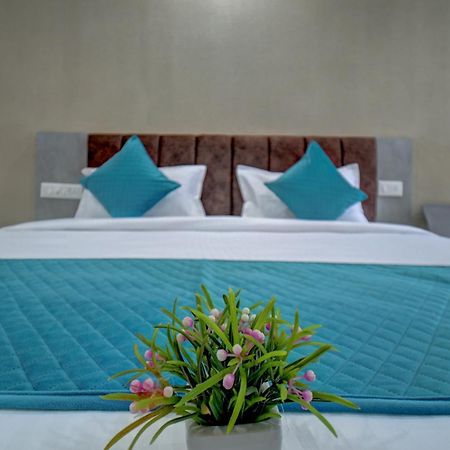 Hotel Cloud 9 Luxury Stay Mysore Exterior foto