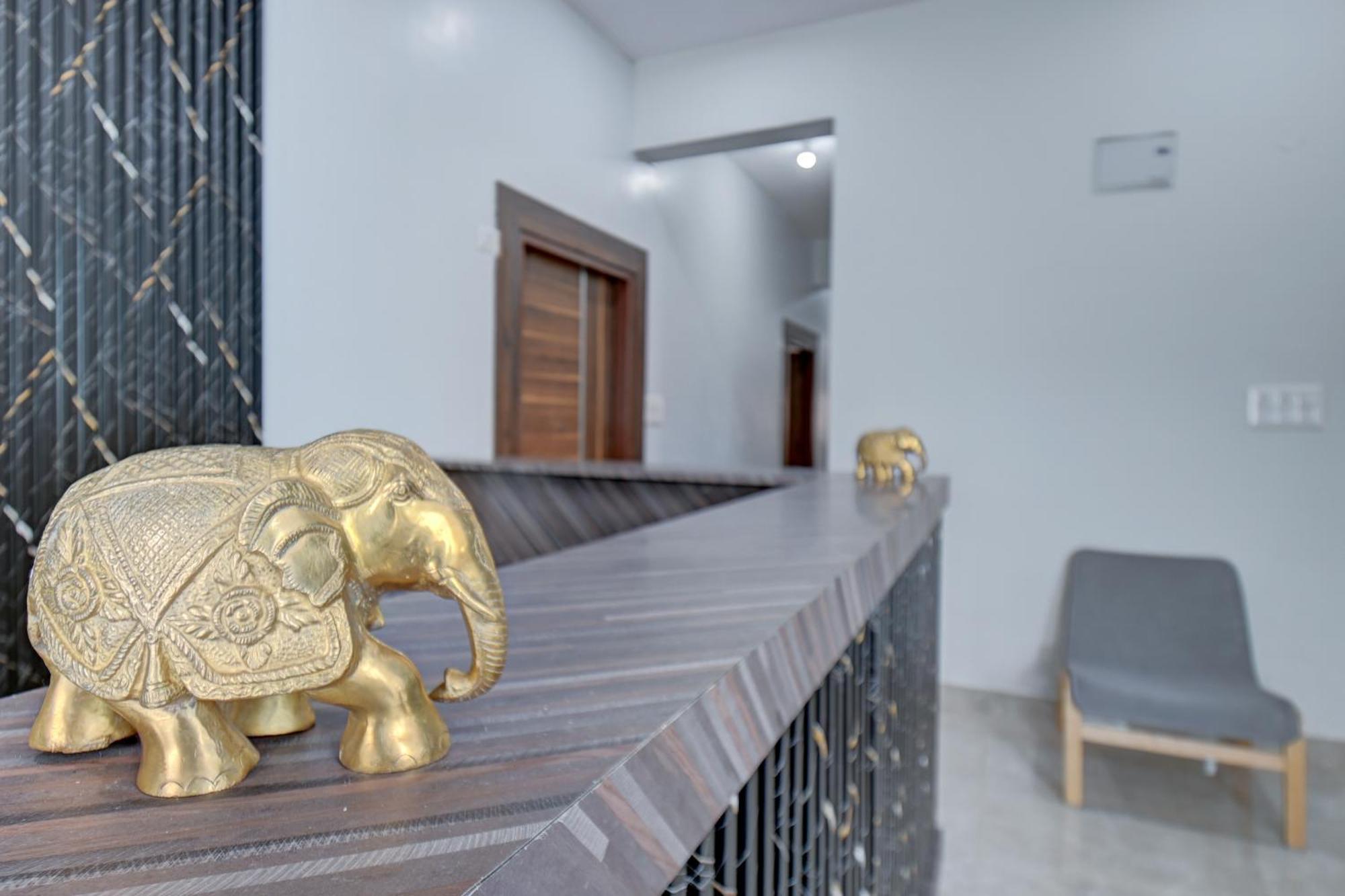 Hotel Cloud 9 Luxury Stay Mysore Exterior foto