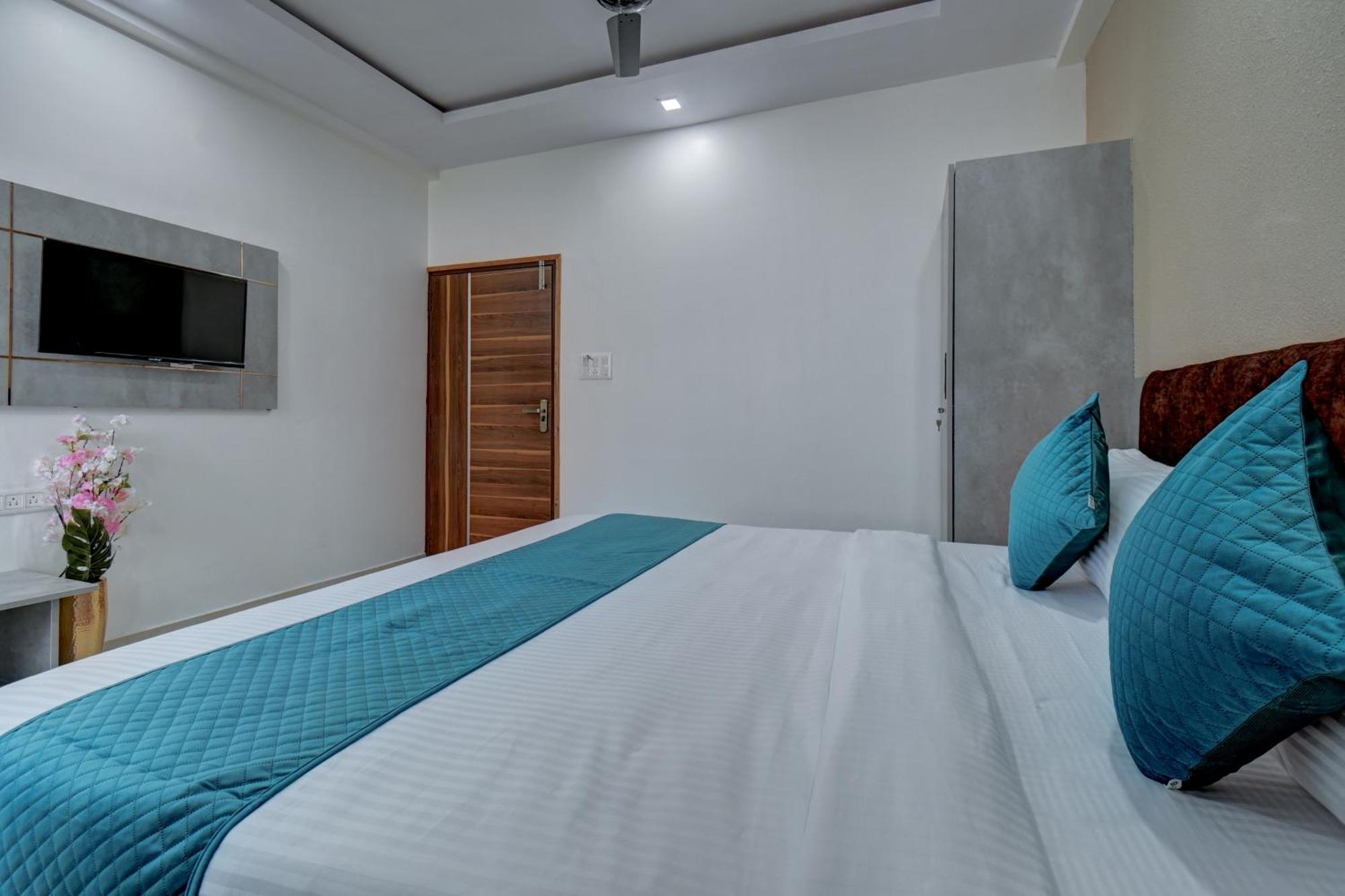 Hotel Cloud 9 Luxury Stay Mysore Exterior foto